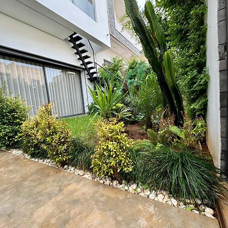 Moon House Villa Ville Nouvelle ภายนอก รูปภาพ