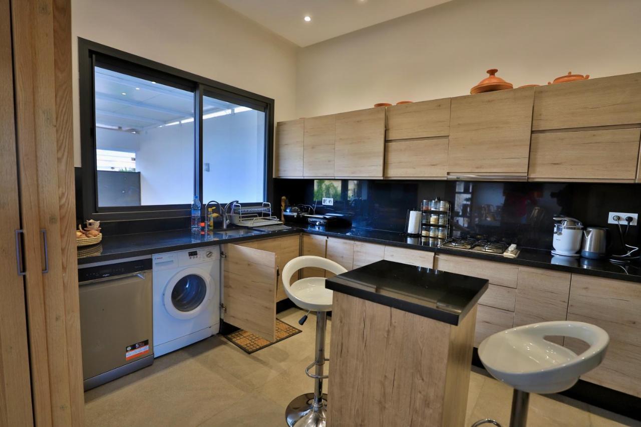 Moon House Villa Ville Nouvelle ภายนอก รูปภาพ