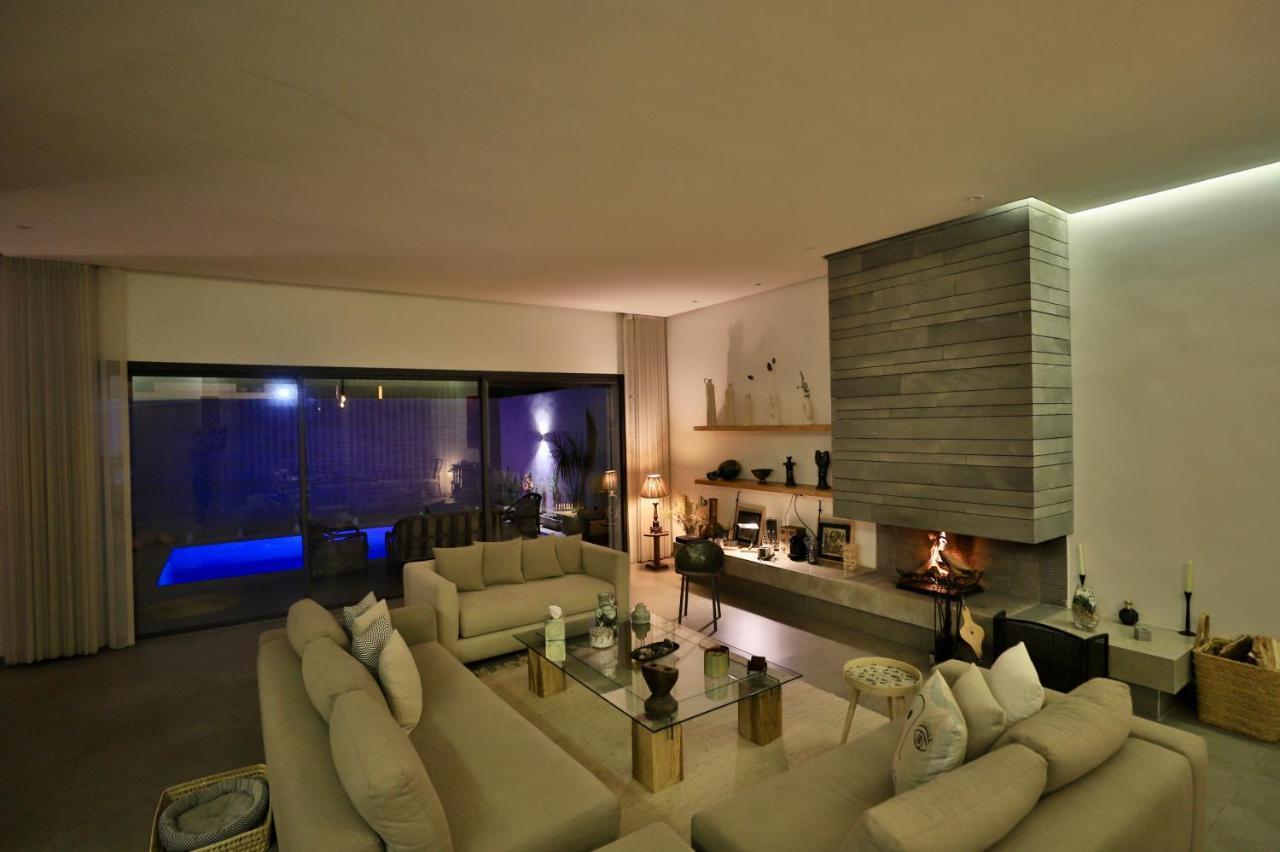 Moon House Villa Ville Nouvelle ภายนอก รูปภาพ