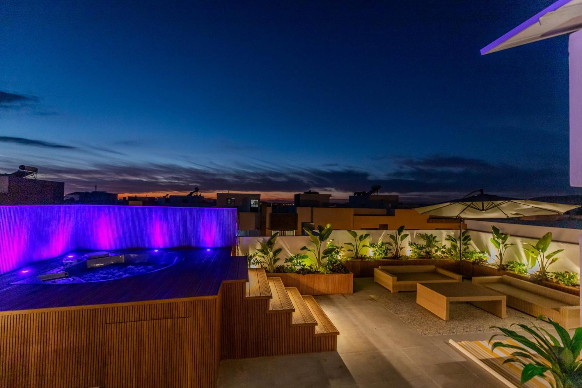 Moon House Villa Ville Nouvelle ภายนอก รูปภาพ