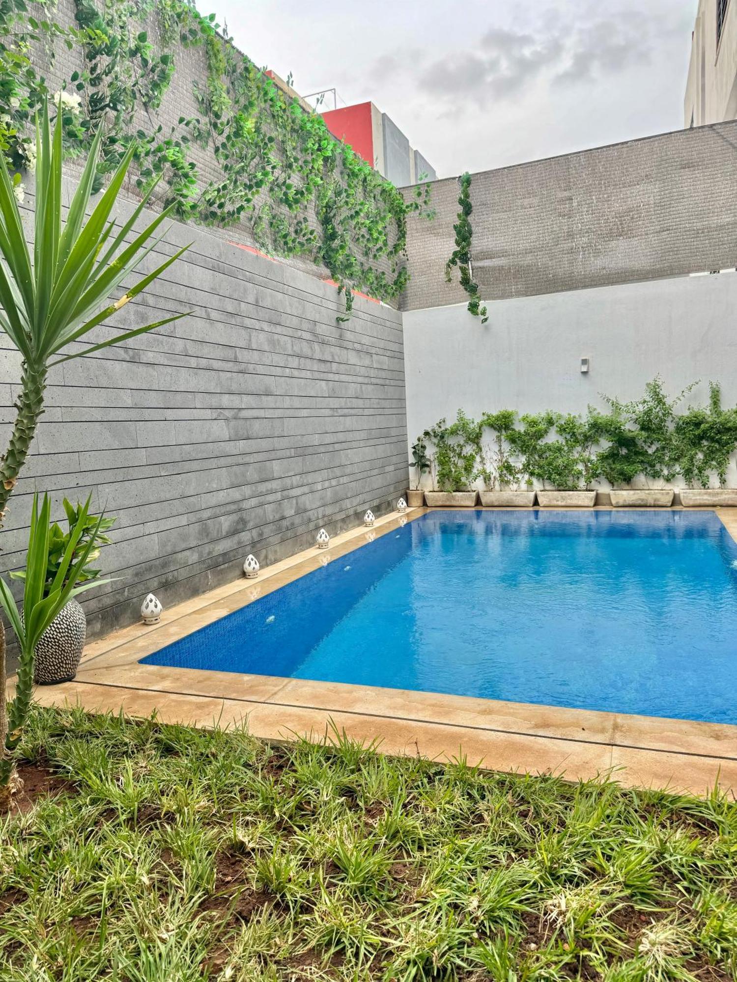 Moon House Villa Ville Nouvelle ภายนอก รูปภาพ